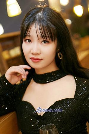 206391 - Yingying Idade: 33 - China