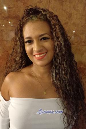 213752 - Leidy Idade: 32 - Colômbia