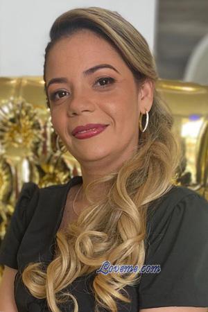 223536 - Kellys Idade: 40 - Colômbia
