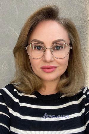 224213 - Natalya Idade: 48 - Ucrânia