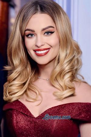 224220 - Kateryna Idade: 31 - Ucrânia
