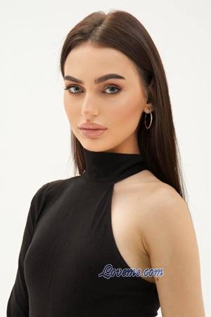 224585 - Nadiia Idade: 19 - Ucrânia
