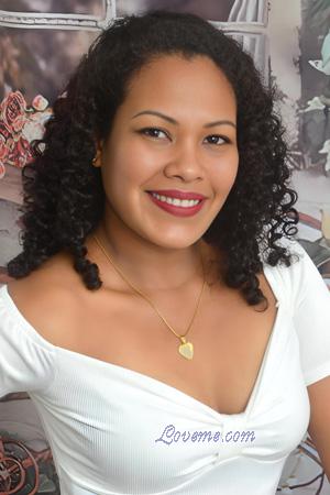 224738 - Katheryne Idade: 42 - Peru