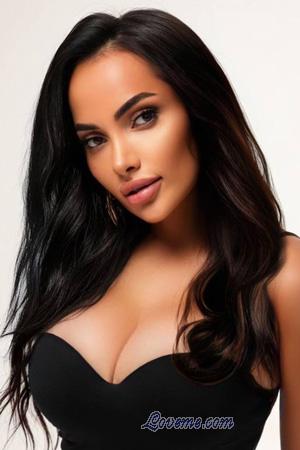 225151 - Oleksandra Idade: 26 - Ucrânia