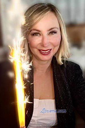 225186 - Irina Idade: 57 - Ucrânia