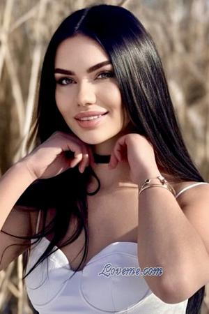 225239 - Lesya Idade: 27 - Ucrânia