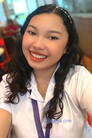 225384 - Kyle Idade: 22 - As Filipinas
