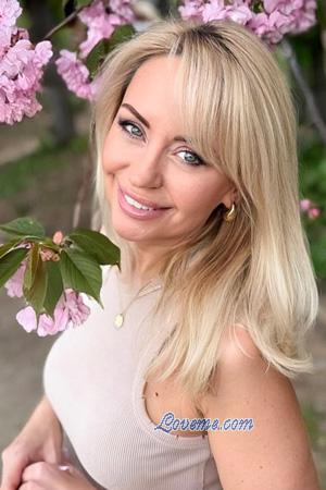 Ladies of Cazaquistão