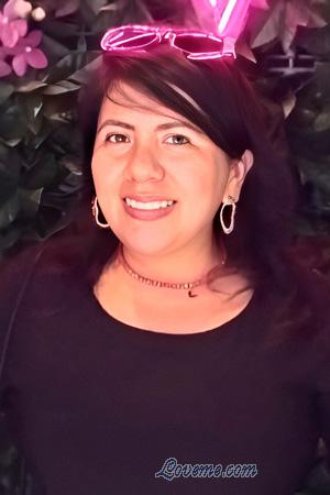 225448 - Mariela Idade: 36 - Peru