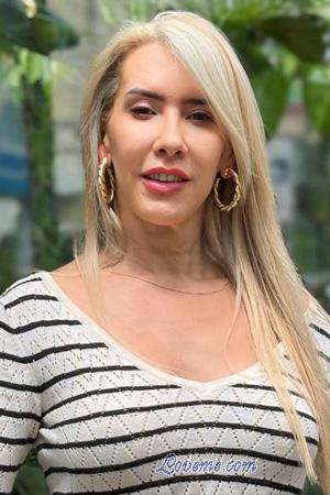 225516 - Diana Idade: 56 - Colômbia