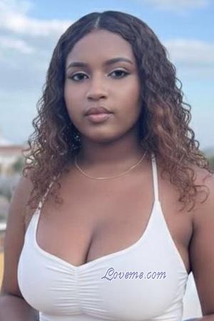 225520 - Daniela Idade: 20 - Col&ocirc;mbia