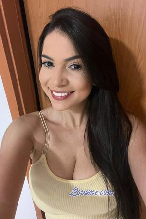 225673 - Pamella Karine Idade: 32 - Brazil
