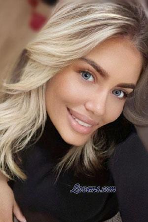 225938 - Dalija Idade: 22 - Eslov&ecirc;nia