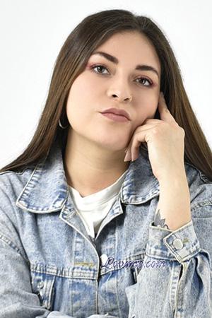 226013 - Laura Idade: 29 - Col&ocirc;mbia