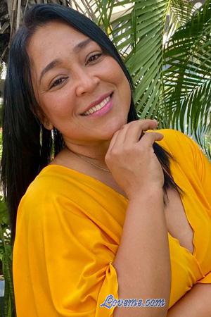 Ladies of Col&ocirc;mbia