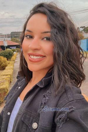 226317 - Danielle Idade: 32 - Brazil