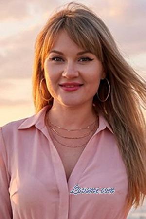 Ladies of Ucr&acirc;nia