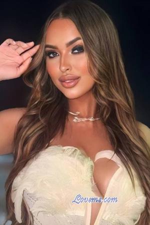 226981 - Beatriz Idade: 23 - Brazil