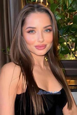 227350 - Alina Idade: 29 - Mold&aacute;via