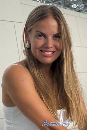 Ladies of Ucr&acirc;nia