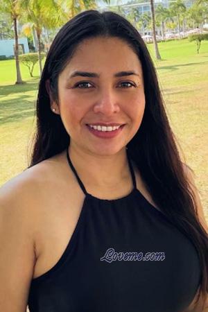 228301 - Melissa Idade: 39 - Costa Rica