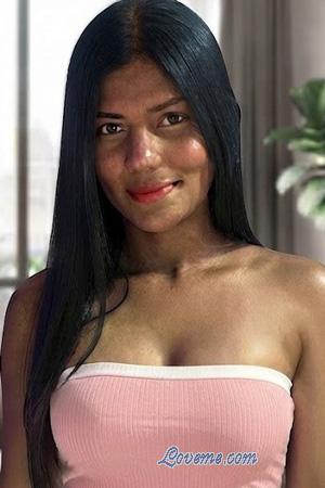 228306 - Laura Idade: 26 - Col&ocirc;mbia