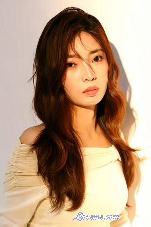 228512 - Jing Idade: 33 - China