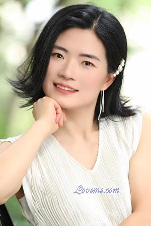 228530 - Yanping Idade: 45 - China