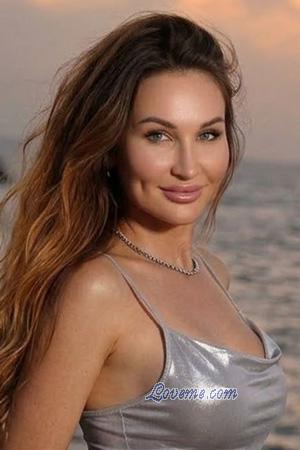 228729 - Viktoriia Idade: 49 - Ucr&acirc;nia