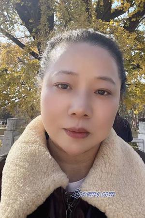 229201 - Joanna Idade: 51 - China