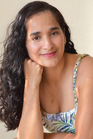 229488 - Sheila Idade: 43 - Peru
