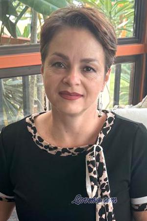 229521 - Karol Idade: 53 - Costa Rica