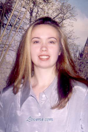53716 - Anna Idade: 34 - Russia