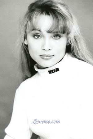 64054 - Anna Idade: 30 - Russia
