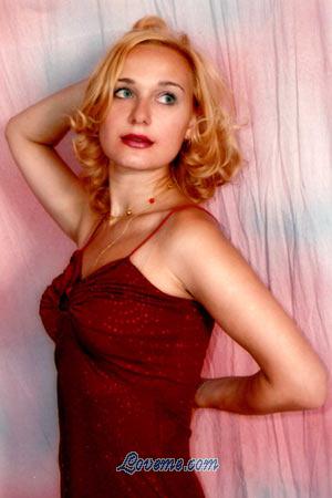 68002 - Natalia Idade: 36 - Russia