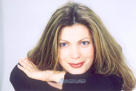 70327 - Irina Idade: 42 - Russia