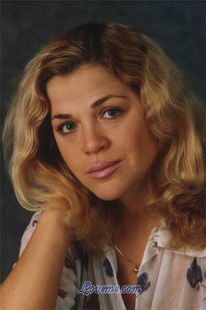 74312 - Natalia Idade: 37 - Russia